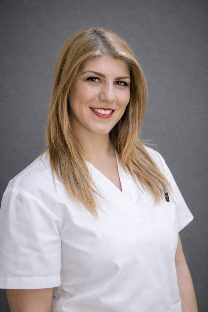 Dr. Dana Vișan – Medic Specialist Ortodonție – DentAtelier Timișoara